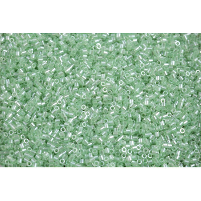 MIYUKI Delica 15/0 N. 391 Transparent Mint Luster