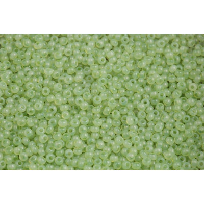 PRECIOSA Seed beads 10/0 N. 1066 Green