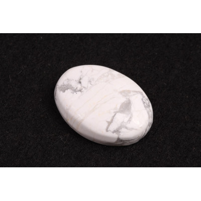 Cabochon Howlit No. 2191 (26x19x7mm)