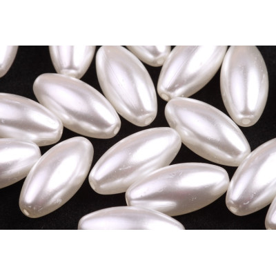 Lesklé plastové olivové korálky pro sváteční hvězdné tvoření 21x10 mm