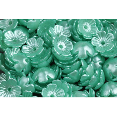 Drobné modré plastové kvítky