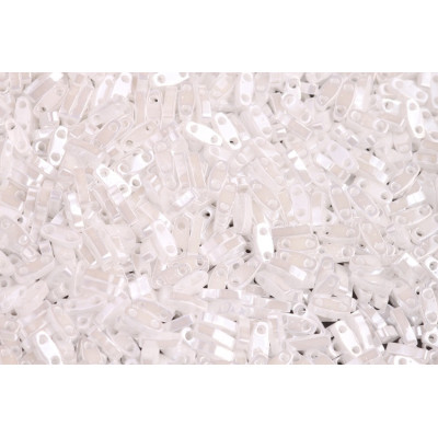 MIYUKI Quarter Tila - No. 17 - White Pearl Ceylon