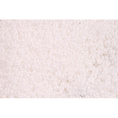 Preciosa seed beads 10/0 No 651 white