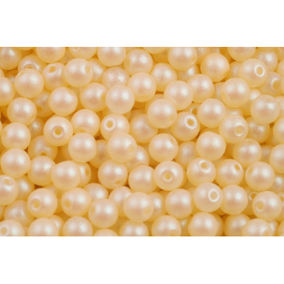 4mm Round Beads Soft Pastel Cream 02010/27485 | Rutkovsky Glass