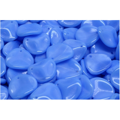 Rose Petal Beads 8x7mm Cornflower Blue 33010 | Rutkovsky Glass