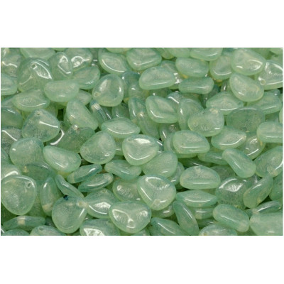 Rose Petal Beads 8x7mm Pale Green 00030-20015 | Rutkovsky