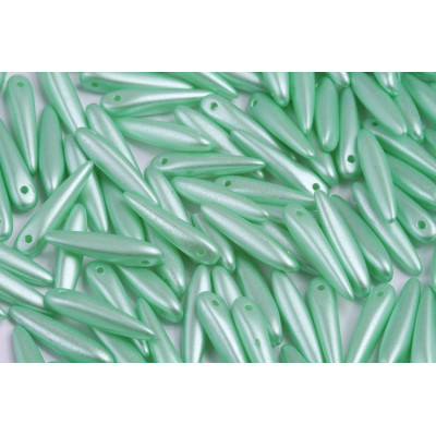 Preciosa Thorn Beads 5x16mm Pastel Light Green 02010/25025 | Glass