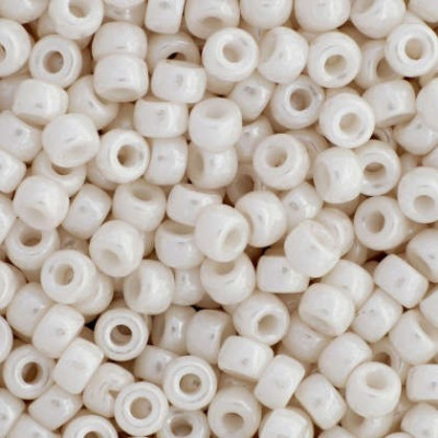 Matubo 8/0 Seed Beads Chalk White Luster 03000/14400 | Czech Glass