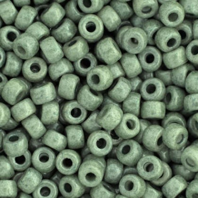 Matubo™ Round 8/0 Chalk Green Luster 03000/14459 | Czech Beads