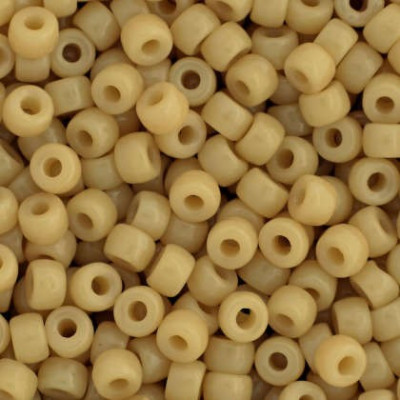 Matubo Round 8/0 Opaque Ivory 13020 | Czech Glass Beads