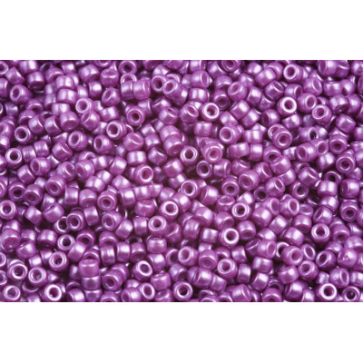 Matubo™ Round 8/0 Seed Beads Pastel Lila 02010/25012 | Czech Glass