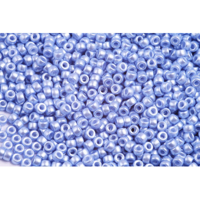 Matubo™ Round 8/0 Seed Beads Pastel Light Sapphire 02010/25014