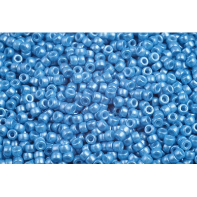 Matubo Round 8/0 Pastel Turquoise 02010/25020 | Czech Glass Beads