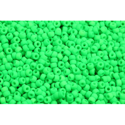 Matubo™ Round 8/0 Neon Green Seed Beads 02010/25124 | Czech Glass
