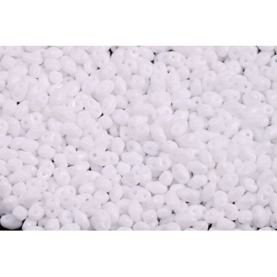Matubo™ MiniDuo 2x4mm Chalk White 03000 | Czech Two-Hole Beads