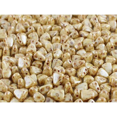 Matubo Nib-Bit 6x5mm Chalk White Glaze 03000/65401 | Czech Beads