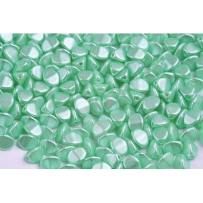 Czech Glass Pinch Beads 5x5mm Pastel Light Green 02020/25025