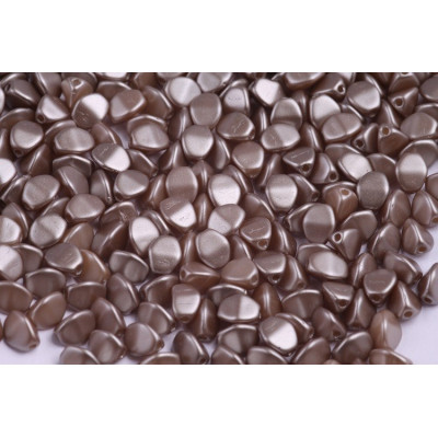 Pinch Beads Pastel Light Brown 02010/25005 5x5mm | Rutkovsky