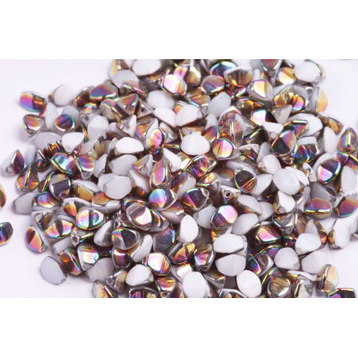 White Vitrail Czech Glass Pinch Beads 5x5mm 02020/28101 | Rutkovsky