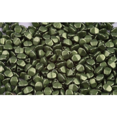 Pinch Beads 7mm Green 02010/40042 | Rutkovsky Czech Glass