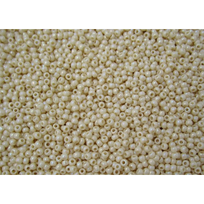 TOHO Round 11/0 Opaque-Rainbow Lt Beige 409 | Japanese Beads