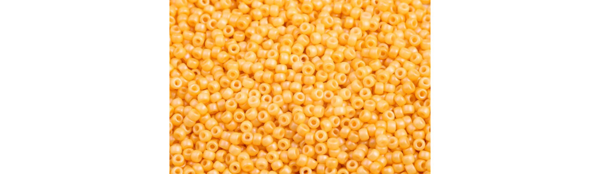 Matubo™ 11/0 Seed Beads | BeadsBohemia