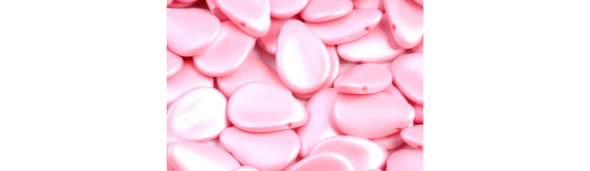 Anemone Petal Beads 11x16 mm