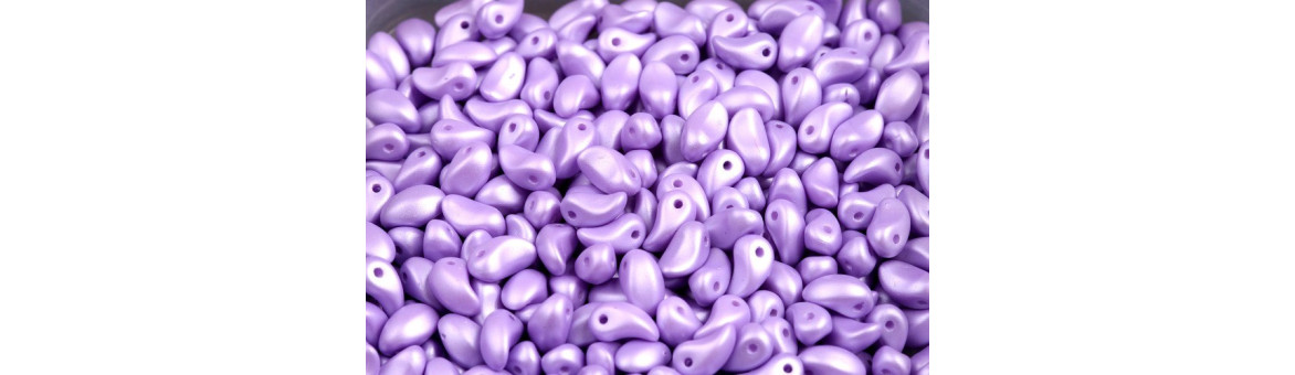 Perlas Pétalo de Lirio 4x6mm