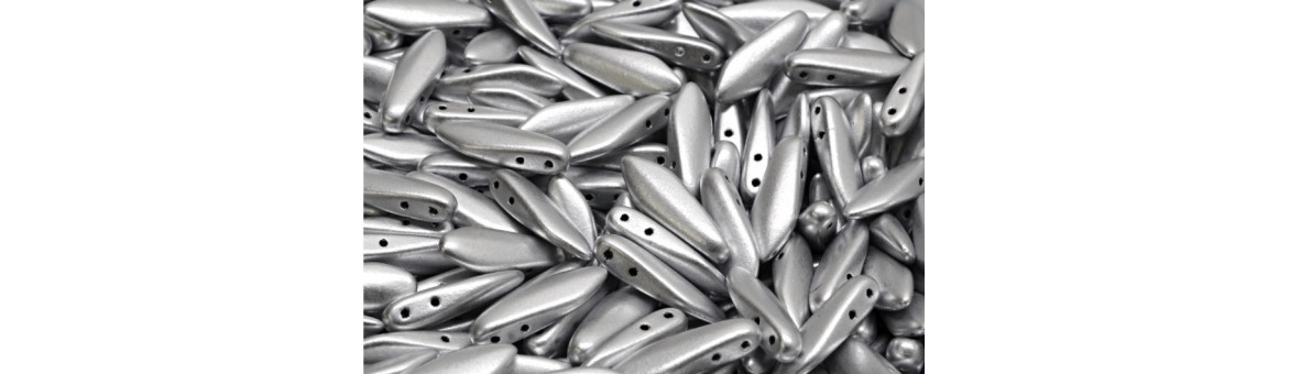 Zweiloch Dagger Beads | BeadsBohemia